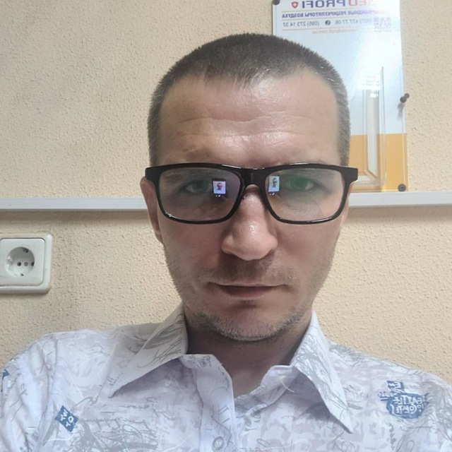 співпильник шахрайки Анюта Акперова (Ганна Акперова-Якименко-Федотойська) +380685989779